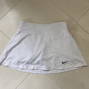 White Nike tennis skirt